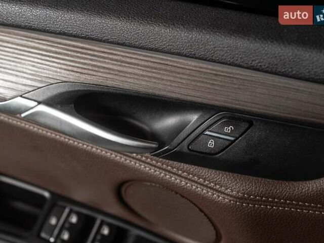 Белый БМВ Х5, объемом двигателя 2.99 л и пробегом 161 тыс. км за 29999 $, фото 10 на Automoto.ua