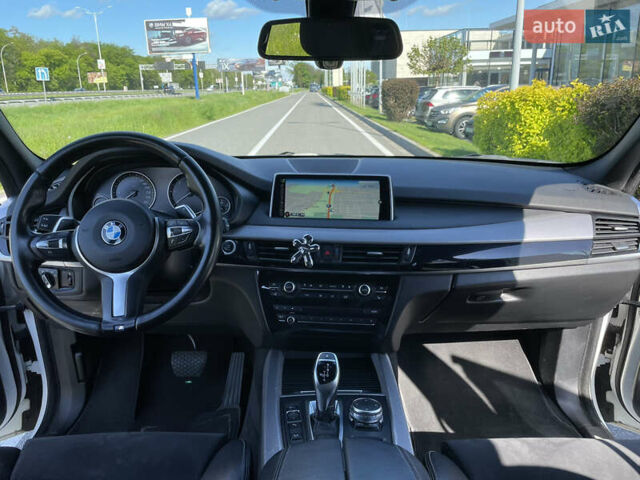 Белый БМВ Х5, объемом двигателя 2 л и пробегом 211 тыс. км за 26500 $, фото 11 на Automoto.ua
