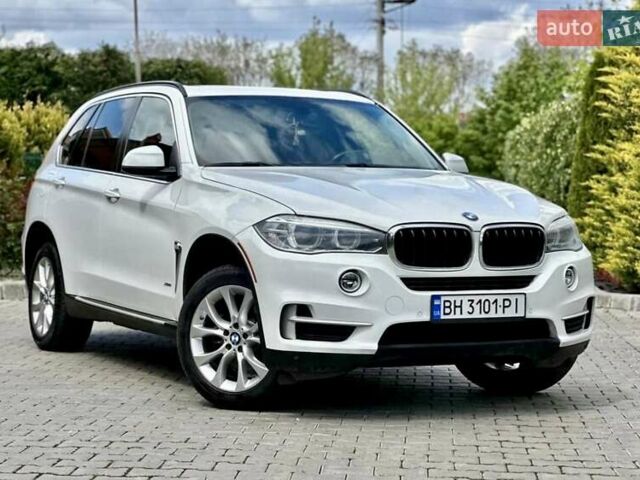 Белый БМВ Х5, объемом двигателя 2.98 л и пробегом 220 тыс. км за 12600 $, фото 4 на Automoto.ua