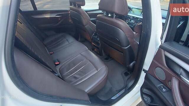 Белый БМВ Х5, объемом двигателя 2.99 л и пробегом 168 тыс. км за 44842 $, фото 24 на Automoto.ua