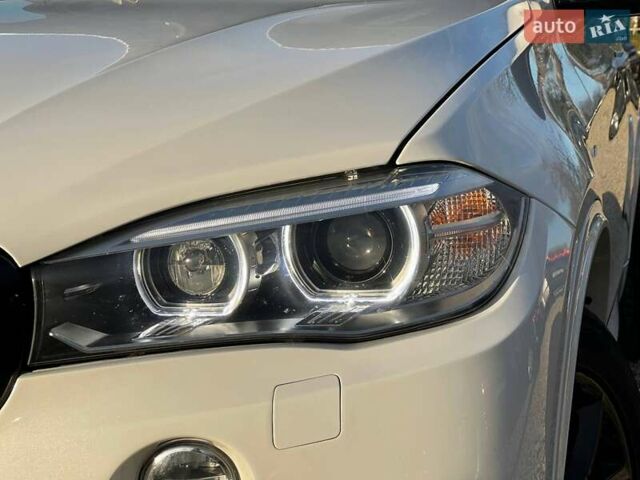 Белый БМВ Х5, объемом двигателя 2.99 л и пробегом 285 тыс. км за 24000 $, фото 9 на Automoto.ua