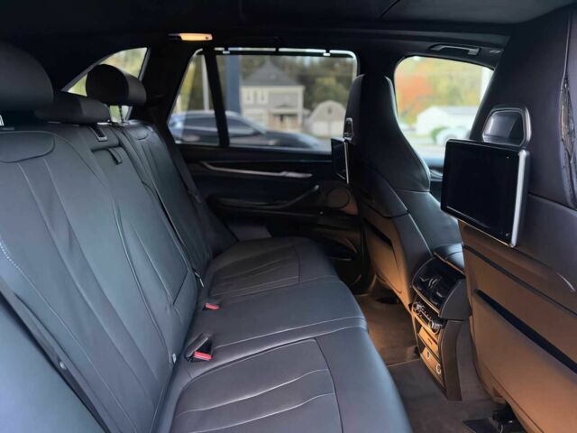 Белый БМВ Х5, объемом двигателя 4.4 л и пробегом 74 тыс. км за 8000 $, фото 14 на Automoto.ua