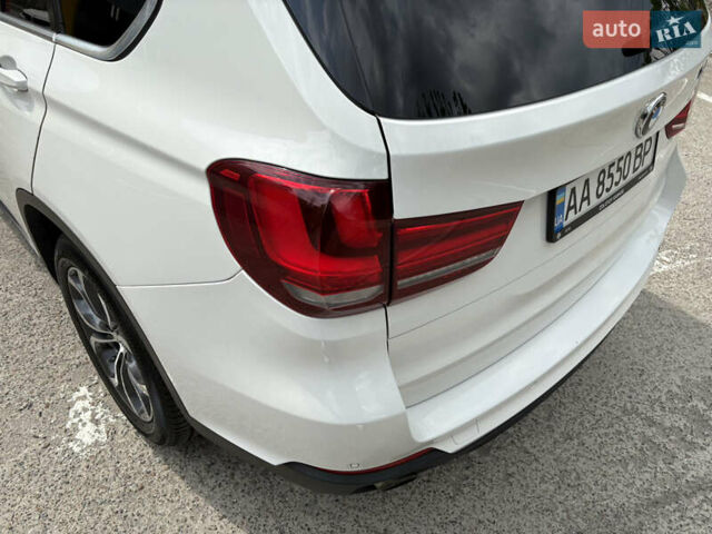 Білий БМВ Х5, об'ємом двигуна 2.98 л та пробігом 232 тис. км за 21500 $, фото 11 на Automoto.ua