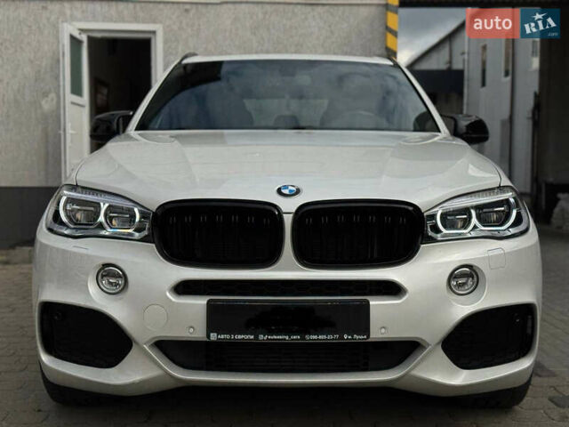 Белый БМВ Х5, объемом двигателя 3 л и пробегом 308 тыс. км за 27999 $, фото 1 на Automoto.ua