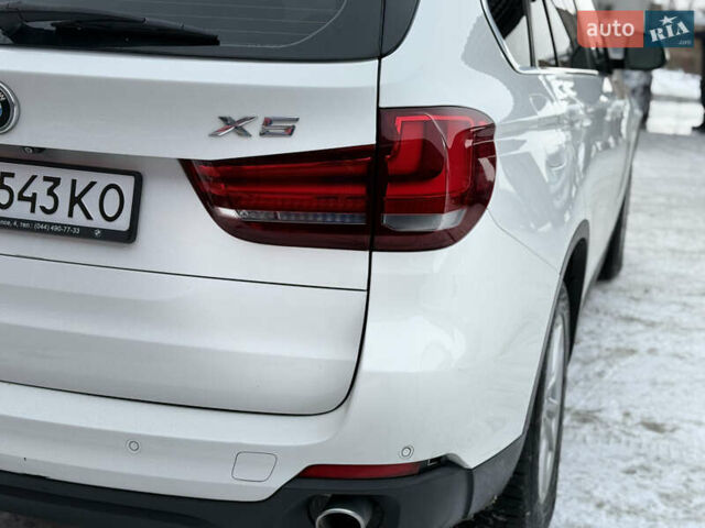 Белый БМВ Х5, объемом двигателя 2.99 л и пробегом 155 тыс. км за 29500 $, фото 7 на Automoto.ua
