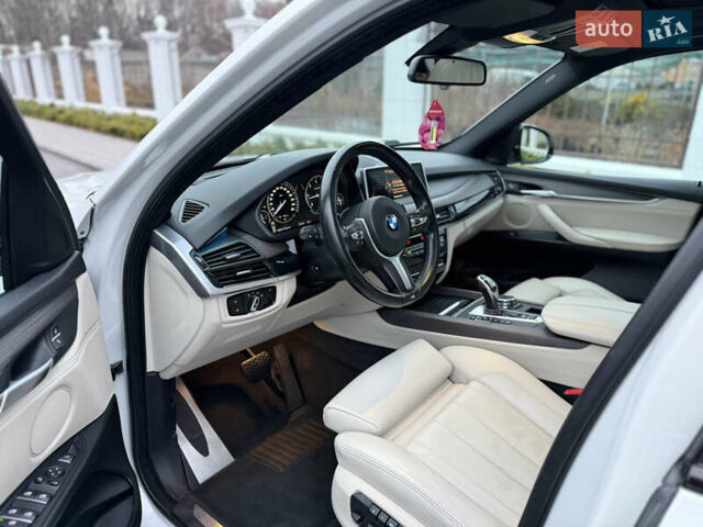 Белый БМВ Х5, объемом двигателя 2.99 л и пробегом 170 тыс. км за 32500 $, фото 7 на Automoto.ua