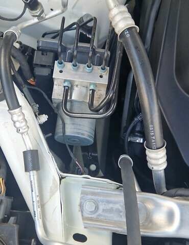 Білий БМВ Х5, об'ємом двигуна 2.98 л та пробігом 102 тис. км за 26500 $, фото 14 на Automoto.ua