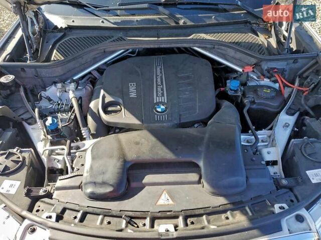 Білий БМВ Х5, об'ємом двигуна 2.99 л та пробігом 95 тис. км за 7800 $, фото 11 на Automoto.ua