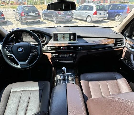 Белый БМВ Х5, объемом двигателя 3 л и пробегом 177 тыс. км за 27800 $, фото 17 на Automoto.ua