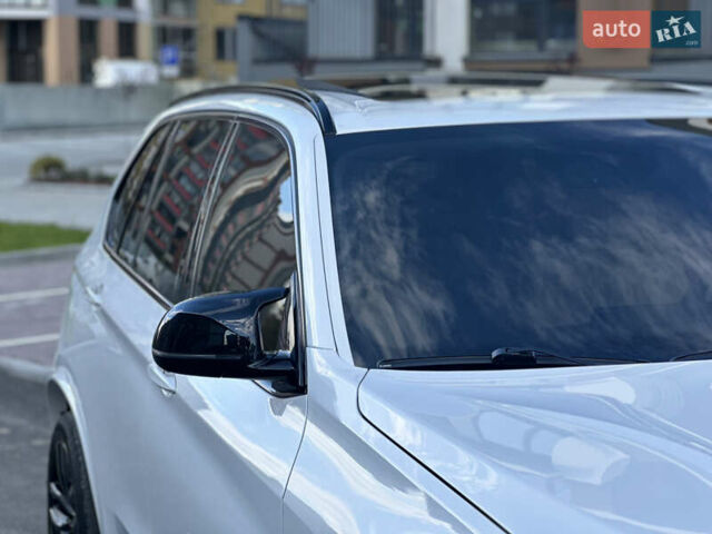 Білий БМВ Х5, об'ємом двигуна 2.99 л та пробігом 223 тис. км за 27800 $, фото 10 на Automoto.ua