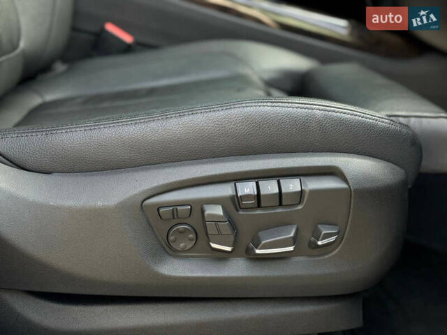 Белый БМВ Х5, объемом двигателя 3 л и пробегом 308 тыс. км за 27999 $, фото 35 на Automoto.ua