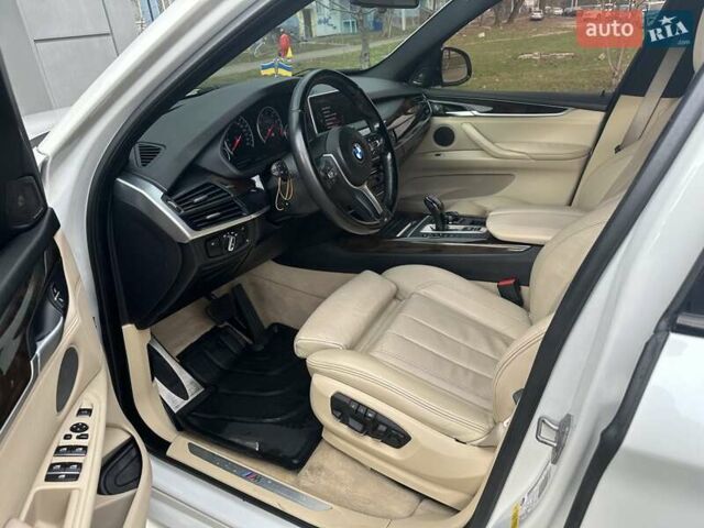 Білий БМВ Х5, об'ємом двигуна 3 л та пробігом 114 тис. км за 25000 $, фото 9 на Automoto.ua