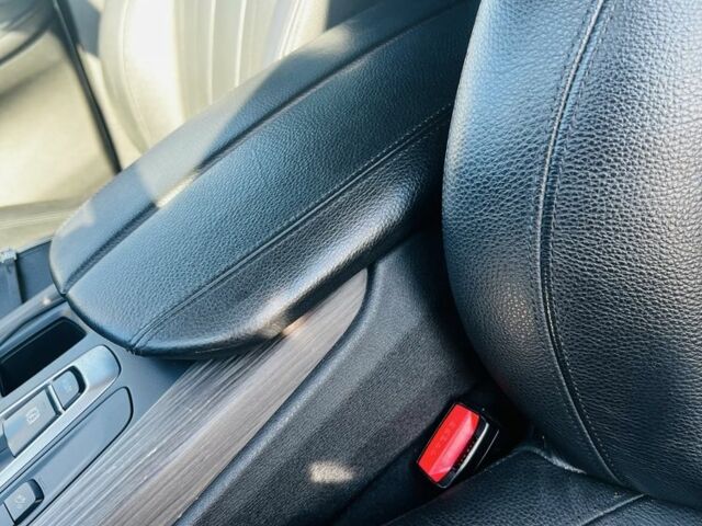 Білий БМВ Х5, об'ємом двигуна 2 л та пробігом 185 тис. км за 26000 $, фото 7 на Automoto.ua