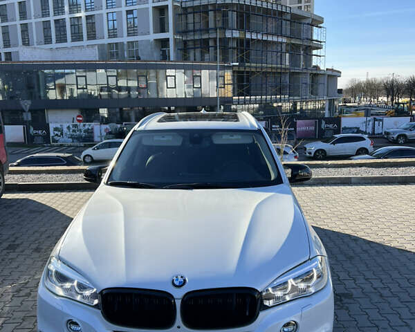 Білий БМВ Х5, об'ємом двигуна 2.98 л та пробігом 203 тис. км за 22900 $, фото 8 на Automoto.ua