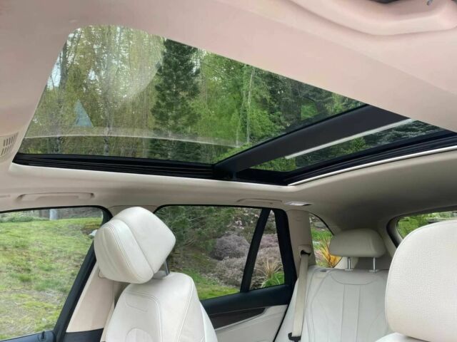 Белый БМВ Х5, объемом двигателя 3 л и пробегом 70 тыс. км за 22600 $, фото 7 на Automoto.ua