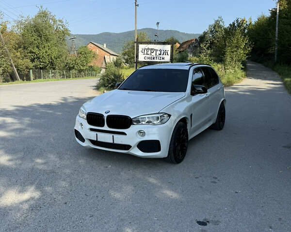 Білий БМВ Х5, об'ємом двигуна 4.39 л та пробігом 204 тис. км за 23500 $, фото 1 на Automoto.ua