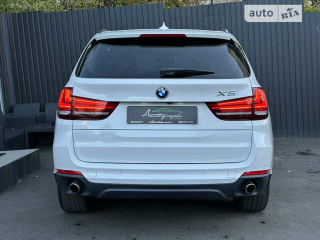 Белый БМВ Х5, объемом двигателя 2.98 л и пробегом 127 тыс. км за 24999 $, фото 3 на Automoto.ua