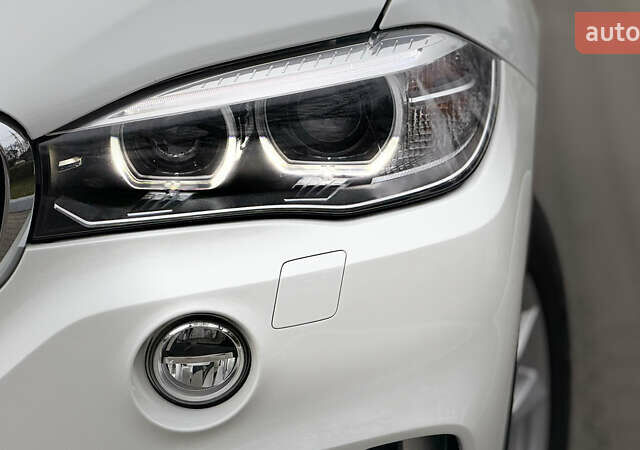 Белый БМВ Х5, объемом двигателя 2 л и пробегом 131 тыс. км за 25000 $, фото 7 на Automoto.ua