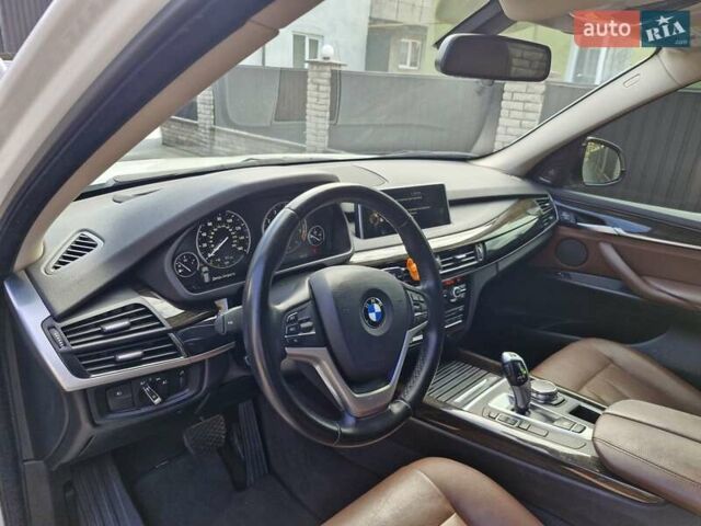 Белый БМВ Х5, объемом двигателя 2.98 л и пробегом 198 тыс. км за 19300 $, фото 19 на Automoto.ua