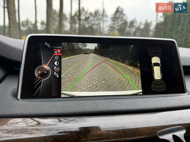 Белый БМВ Х5, объемом двигателя 2.98 л и пробегом 211 тыс. км за 28000 $, фото 16 на Automoto.ua