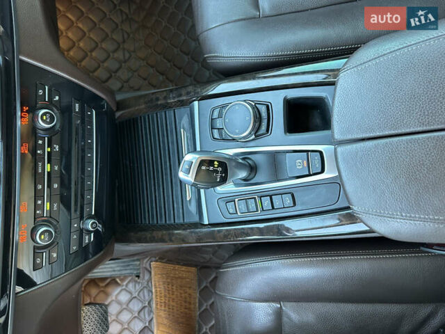 Білий БМВ Х5, об'ємом двигуна 2.98 л та пробігом 128 тис. км за 21800 $, фото 19 на Automoto.ua