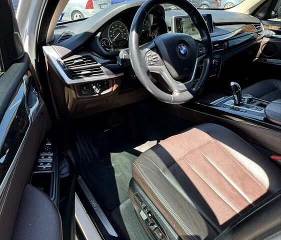 Белый БМВ Х5, объемом двигателя 3 л и пробегом 177 тыс. км за 27800 $, фото 11 на Automoto.ua