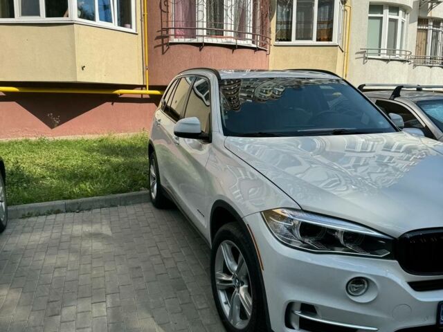 Белый БМВ Х5, объемом двигателя 3 л и пробегом 160 тыс. км за 21300 $, фото 3 на Automoto.ua