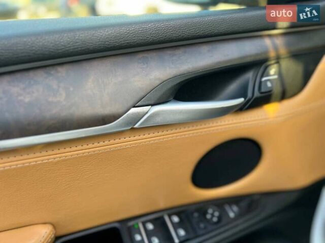 Белый БМВ Х5, объемом двигателя 2.99 л и пробегом 285 тыс. км за 24000 $, фото 19 на Automoto.ua