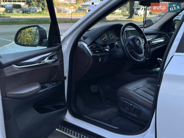 Белый БМВ Х5, объемом двигателя 3 л и пробегом 146 тыс. км за 29000 $, фото 10 на Automoto.ua