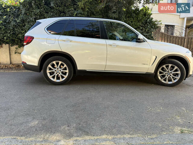 Білий БМВ Х5, об'ємом двигуна 2.99 л та пробігом 189 тис. км за 26000 $, фото 6 на Automoto.ua