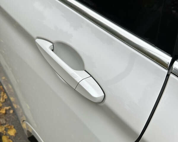 Білий БМВ Х5, об'ємом двигуна 2.99 л та пробігом 125 тис. км за 41500 $, фото 42 на Automoto.ua