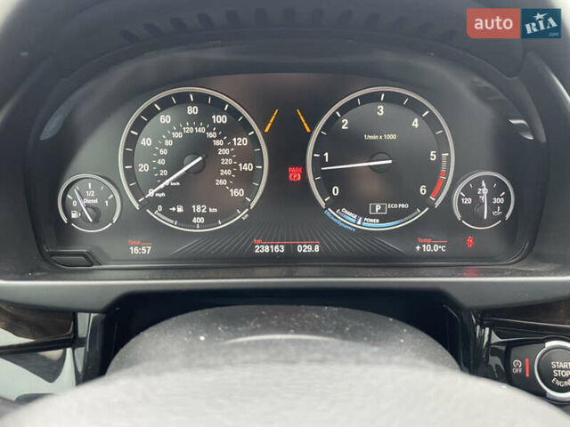 Білий БМВ Х5, об'ємом двигуна 2.99 л та пробігом 238 тис. км за 31000 $, фото 19 на Automoto.ua