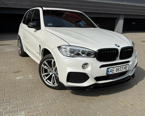 Белый БМВ Х5, объемом двигателя 2.98 л и пробегом 113 тыс. км за 32000 $, фото 1 на Automoto.ua