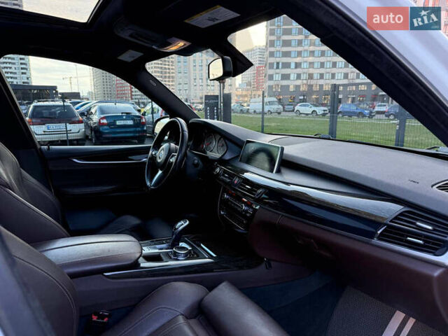 Білий БМВ Х5, об'ємом двигуна 2.98 л та пробігом 142 тис. км за 24900 $, фото 15 на Automoto.ua