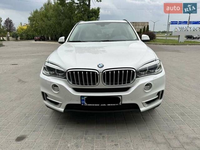 Білий БМВ Х5, об'ємом двигуна 2.98 л та пробігом 192 тис. км за 24300 $, фото 4 на Automoto.ua