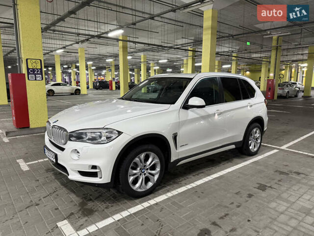 Белый БМВ Х5, объемом двигателя 2.98 л и пробегом 280 тыс. км за 18700 $, фото 1 на Automoto.ua