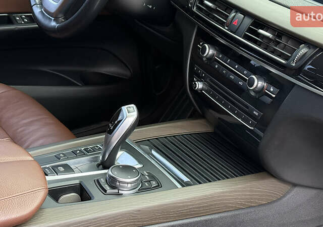 Белый БМВ Х5, объемом двигателя 2 л и пробегом 131 тыс. км за 25000 $, фото 19 на Automoto.ua