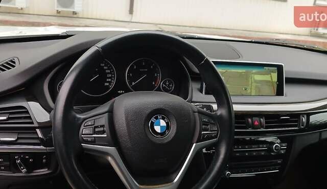 Белый БМВ Х5, объемом двигателя 2.99 л и пробегом 84 тыс. км за 40000 $, фото 6 на Automoto.ua