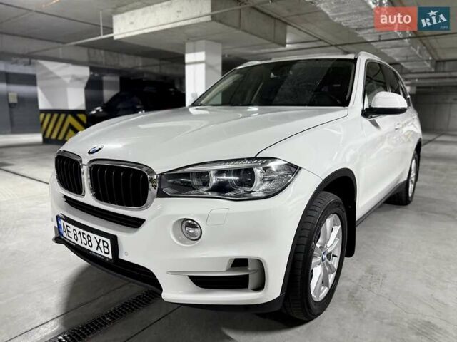 Білий БМВ Х5, об'ємом двигуна 2 л та пробігом 155 тис. км за 24100 $, фото 2 на Automoto.ua