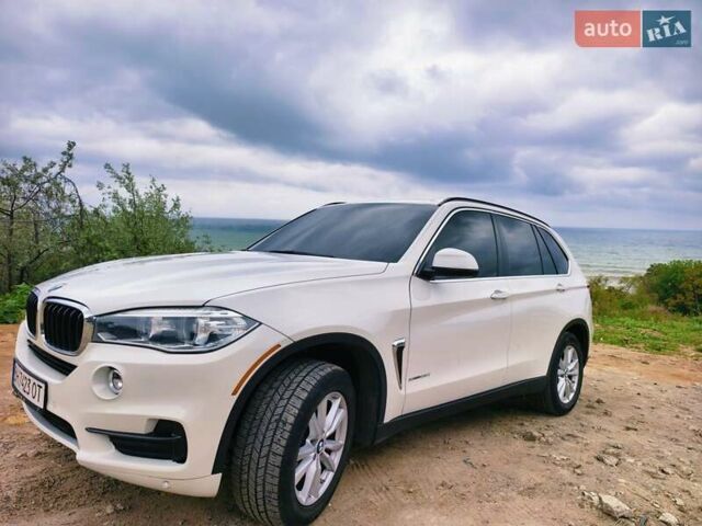 Белый БМВ Х5, объемом двигателя 2.98 л и пробегом 83 тыс. км за 26000 $, фото 3 на Automoto.ua