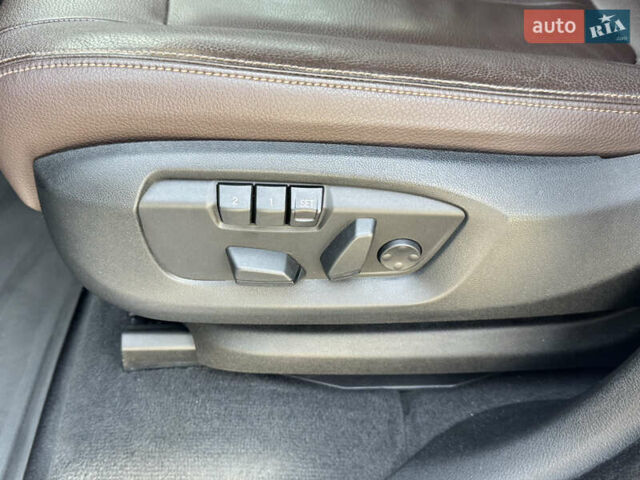 Белый БМВ Х5, объемом двигателя 2.98 л и пробегом 126 тыс. км за 26000 $, фото 18 на Automoto.ua