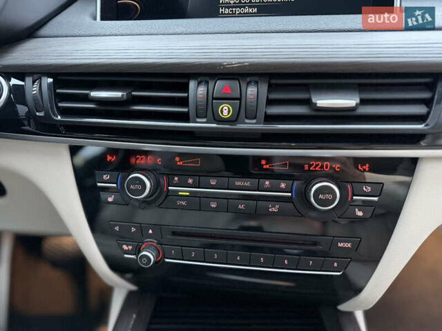 Белый БМВ Х5, объемом двигателя 2.99 л и пробегом 170 тыс. км за 32500 $, фото 16 на Automoto.ua