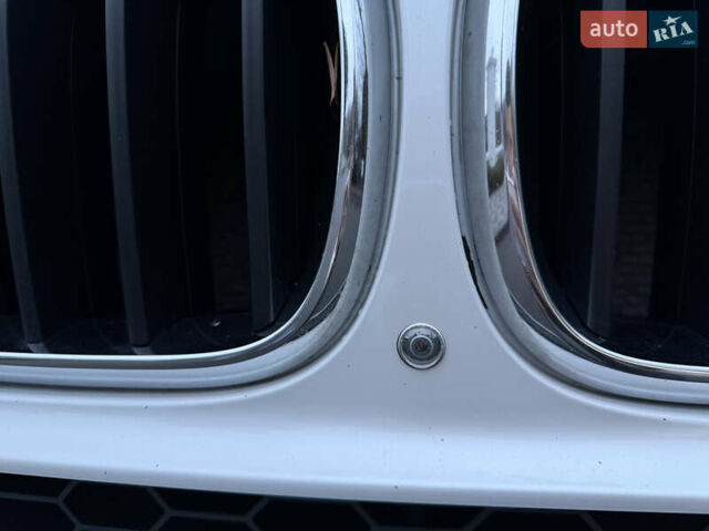 Белый БМВ Х5, объемом двигателя 2.99 л и пробегом 170 тыс. км за 32500 $, фото 32 на Automoto.ua