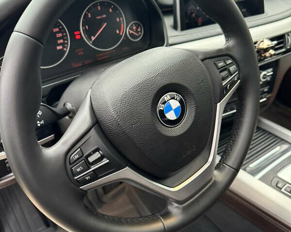 Білий БМВ Х5, об'ємом двигуна 3 л та пробігом 178 тис. км за 30500 $, фото 15 на Automoto.ua