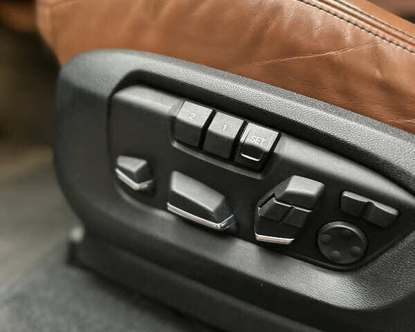 Білий БМВ Х5, об'ємом двигуна 2.99 л та пробігом 125 тис. км за 41500 $, фото 20 на Automoto.ua