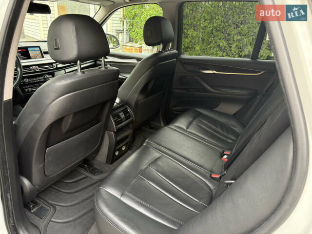 Білий БМВ Х5, об'ємом двигуна 2.98 л та пробігом 232 тис. км за 21500 $, фото 14 на Automoto.ua
