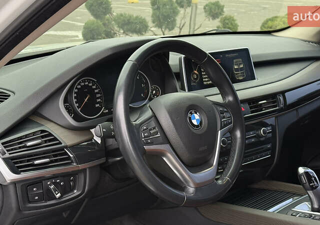 Белый БМВ Х5, объемом двигателя 2 л и пробегом 131 тыс. км за 25000 $, фото 13 на Automoto.ua