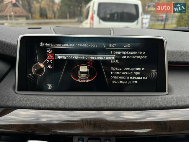 Білий БМВ Х5, об'ємом двигуна 2.98 л та пробігом 226 тис. км за 28999 $, фото 33 на Automoto.ua