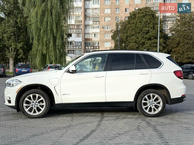 Білий БМВ Х5, об'ємом двигуна 2 л та пробігом 230 тис. км за 18500 $, фото 3 на Automoto.ua