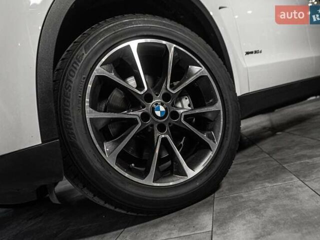 Белый БМВ Х5, объемом двигателя 2.99 л и пробегом 161 тыс. км за 29999 $, фото 7 на Automoto.ua